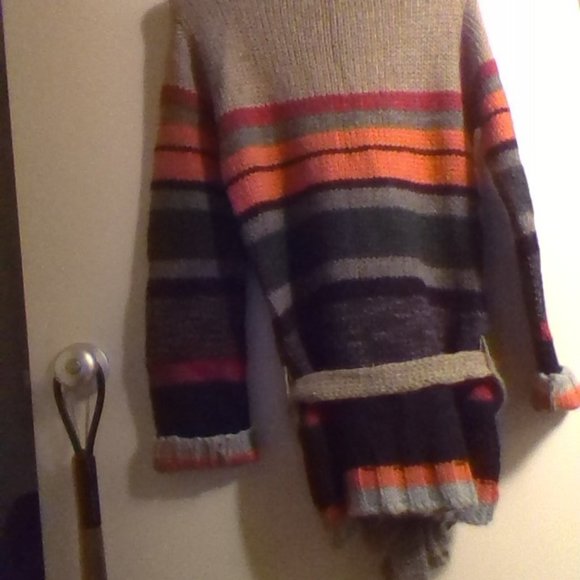 Turtle Neck Sweater - Picture 2 of 2